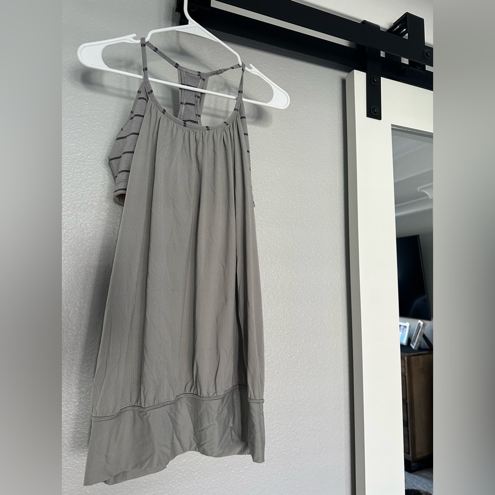 Lululemon Rest Less Tank, Grey w/Grey stripe bra Size 12